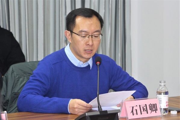 济宁市微山团县委副书记王冉,中国石油大学(华东)团委书记张展,团委副